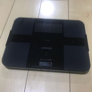 オムロン(OMRON)の激安❗️オムロン❗️体重計❗️(体重計)