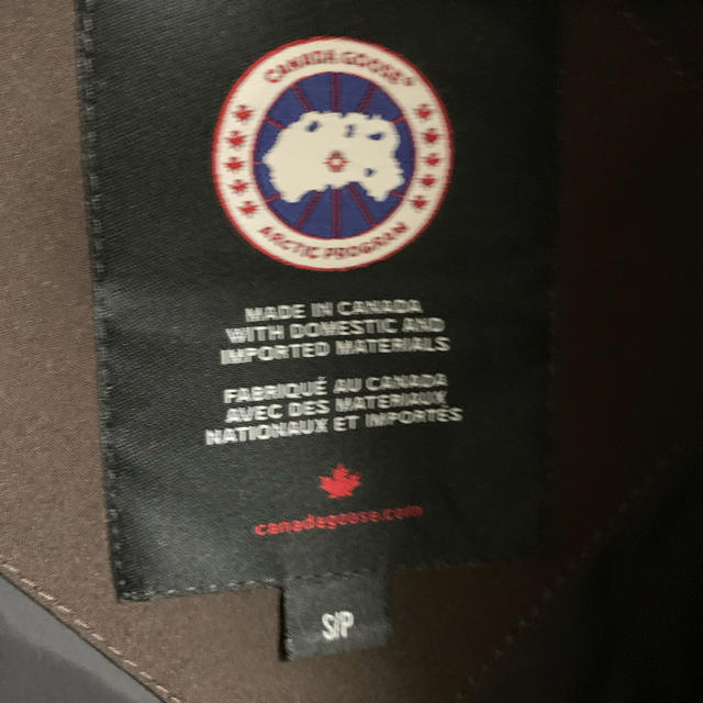 CANADA GOOSE(カナダグース)のカナダグース ダウンベスト S ⭐️ メンズのジャケット/アウター(ダウンベスト)の商品写真