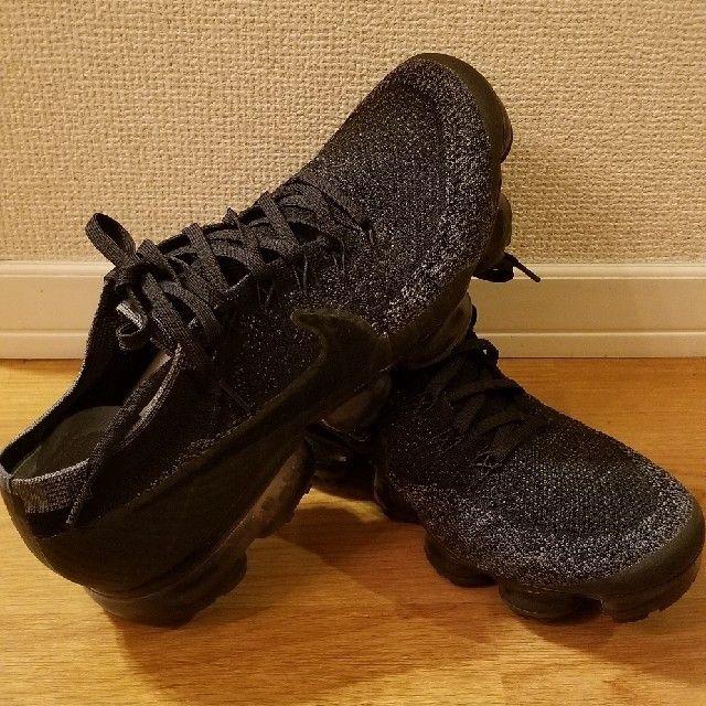 NIKE(ナイキ)のNIKE vapor max triple black 27.5cm メンズの靴/シューズ(スニーカー)の商品写真