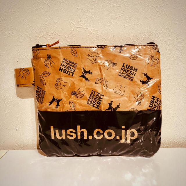 LUSH(ラッシュ)のラッシュリメイクポーチ ハンドメイドのファッション小物(ポーチ)の商品写真