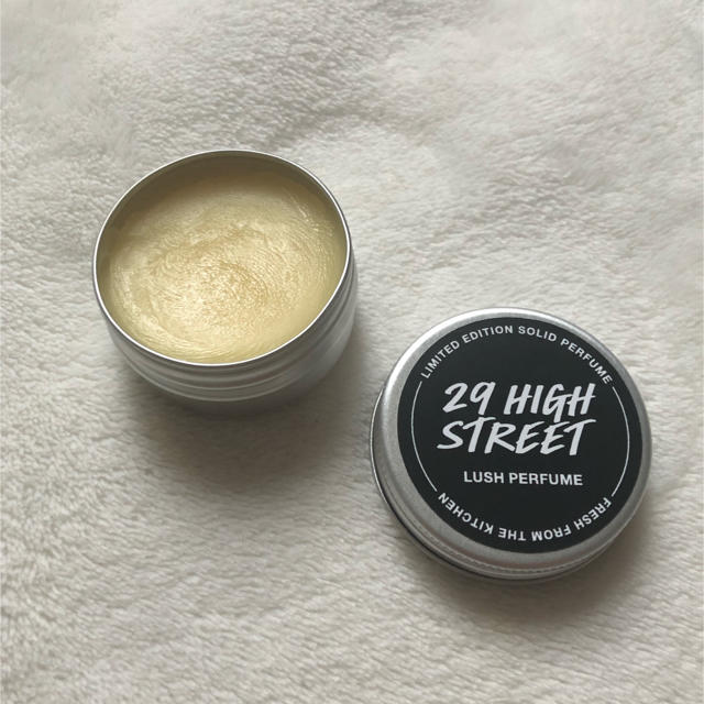 LUSH - 【LUSH】29ハイストリート ソリッドフレグランスの通販 by