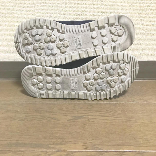 Onitsuka Tiger(オニツカタイガー)のONITSUKA TIGER オニツカタイガー サムサラ LO 27 メンズの靴/シューズ(スニーカー)の商品写真