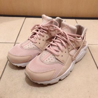 ナイキ(NIKE)のAIR HUARACHE RUN エアハラチ(スニーカー)