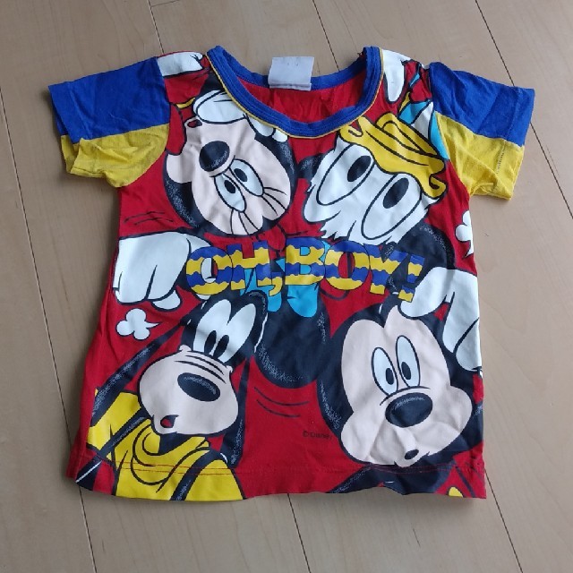 Disney(ディズニー)のレトロ disney 100 Tシャツ キッズ/ベビー/マタニティのキッズ服女の子用(90cm~)(Tシャツ/カットソー)の商品写真