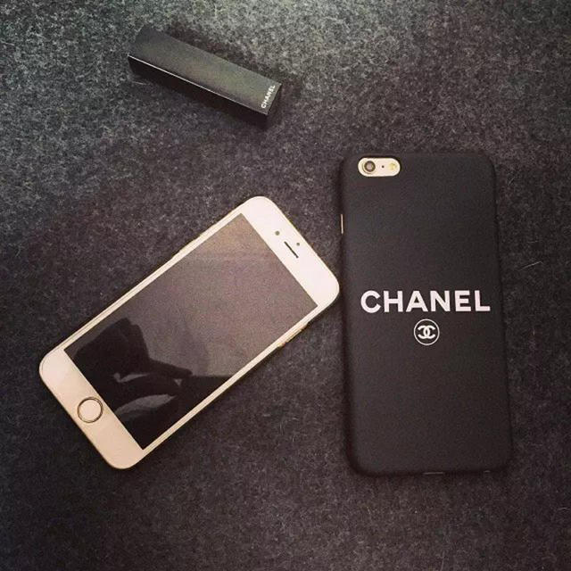 おしゃれ iphone8 カバー 海外 - CHANEL iPhoneケースの通販 by ♥｜ラクマ