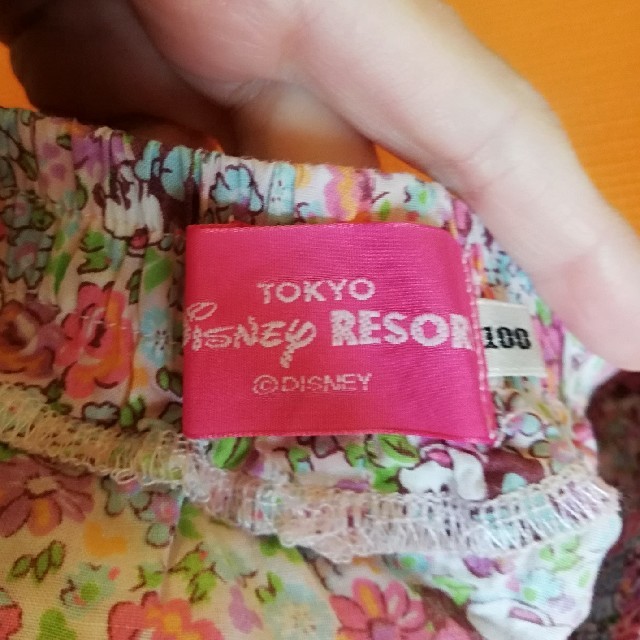 Disney(ディズニー)のディズニーパーク内で購入　スカート　100センチ キッズ/ベビー/マタニティのキッズ服女の子用(90cm~)(スカート)の商品写真