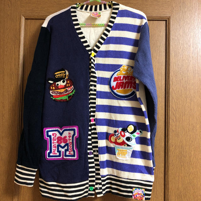 JAM(ジャム)のJAM ワッペンカーディガン ママ パパ キッズ/ベビー/マタニティのキッズ服女の子用(90cm~)(カーディガン)の商品写真