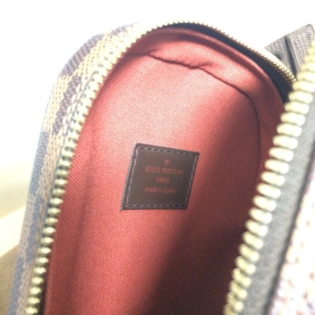 LOUIS VUITTON(ルイヴィトン)のスペシャルオーダー品 ダミエライン・ポシェット・ガンジュ メンズのバッグ(ボディーバッグ)の商品写真