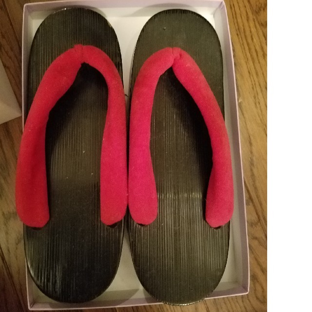 赤と黒　草履 レディースの靴/シューズ(下駄/草履)の商品写真