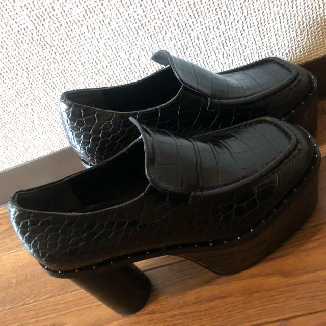 EMODA(エモダ)のEMODAヒール レディースの靴/シューズ(ハイヒール/パンプス)の商品写真