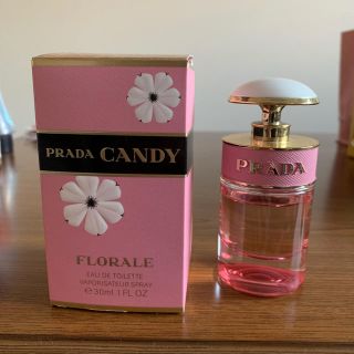 プラダ(PRADA)のPRADA CANDY 香水(香水(女性用))