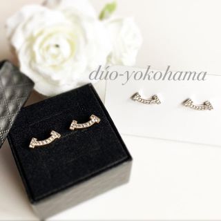 ハンドメイド スワロフスキー Tピアス(ピアス)