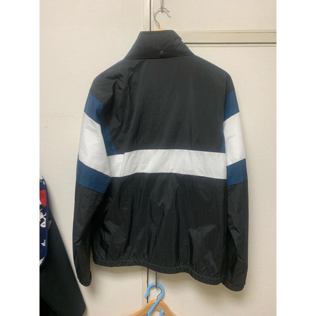 GU(ジーユー)のGU トラックジャケット メンズのジャケット/アウター(ナイロンジャケット)の商品写真