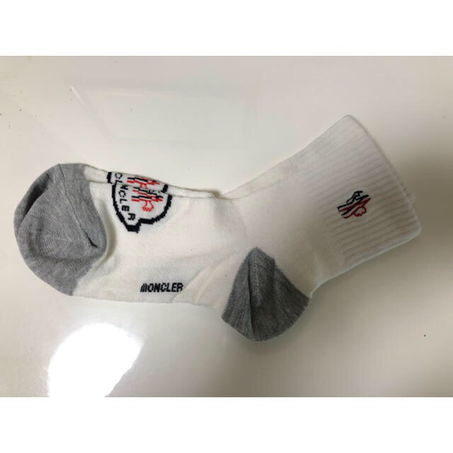 MONCLER - 未使用☆モンクレール 靴下 2足 黒白の通販 by Jum's shop