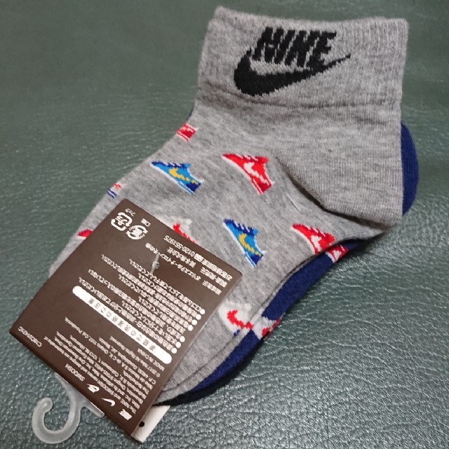 NIKE(ナイキ)のNさま専用◆NIKE ソックス 14～19 3足セット 靴下 ナイキ キッズ/ベビー/マタニティのこども用ファッション小物(靴下/タイツ)の商品写真