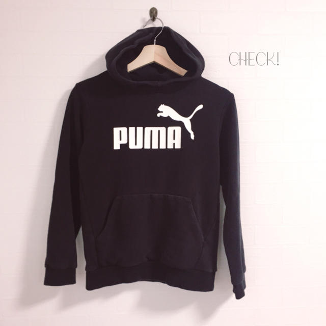 美品★PUMAパーカー/レディース/サイズMより 黒色