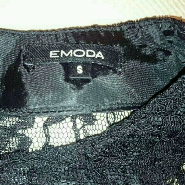 EMODA(エモダ)の☆EMODAレーストップス☆ レディースのトップス(カットソー(半袖/袖なし))の商品写真