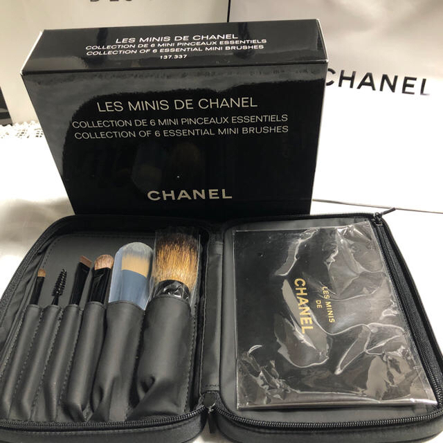 CHANELブラシセット