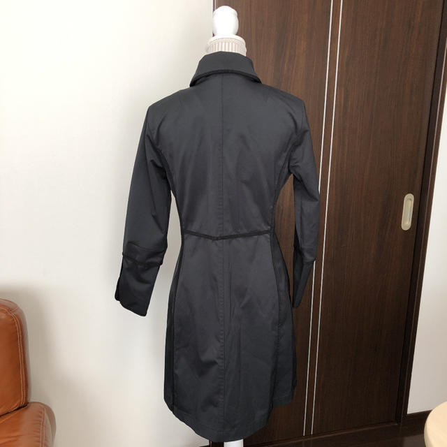 美品ウーイシュナイダーブラックコート☆ レディースのジャケット/アウター(ロングコート)の商品写真