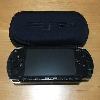 プレイステーション(PlayStation)のクラネ様専用  PSP本体＋ゲームソフト2つ＋ケーブルSET☆(携帯用ゲーム機本体)