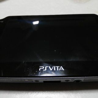 PS  VITA  本体　(携帯用ゲーム機本体)