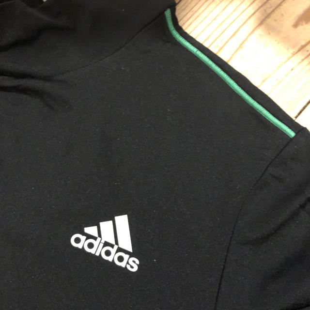 adidas(アディダス)の風様専用 アディダス ハイネック Tシャツ 長袖 150 160 黒 緑 キッズ/ベビー/マタニティのキッズ服男の子用(90cm~)(その他)の商品写真