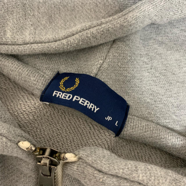 FRED PERRY パーカー