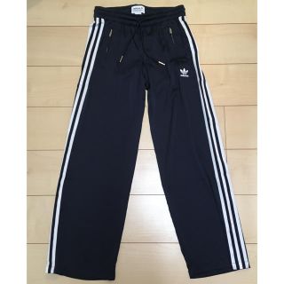 アディダス(adidas)のadidas セイラートラックパンツ  ✳︎新品未使用✳︎(カジュアルパンツ)