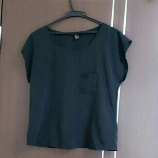 フォーエバートゥエンティーワン(FOREVER 21)のTシャツ&スリッポン(Tシャツ(半袖/袖なし))