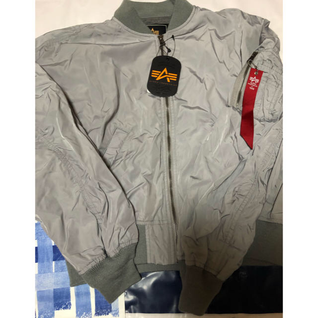 ALPHA INDUSTRIES(アルファインダストリーズ)のMA_1 レディースのジャケット/アウター(ブルゾン)の商品写真