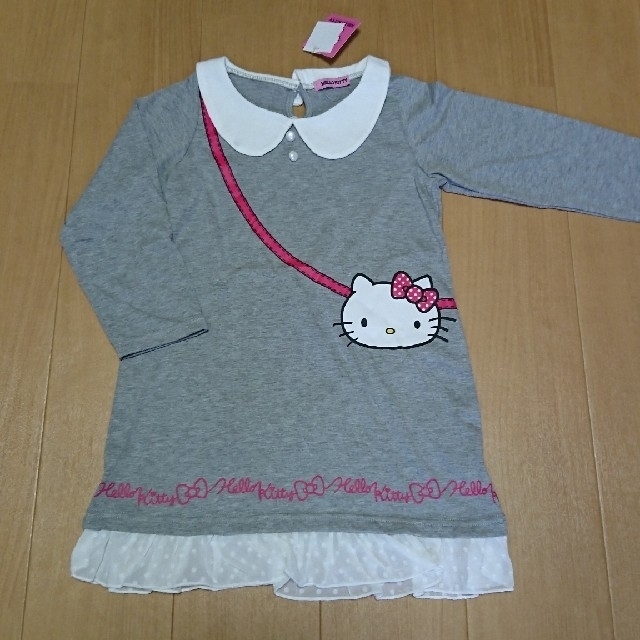 サンリオ(サンリオ)のサンリオ キティ ワンピース 120㎝ キッズ/ベビー/マタニティのキッズ服女の子用(90cm~)(ワンピース)の商品写真