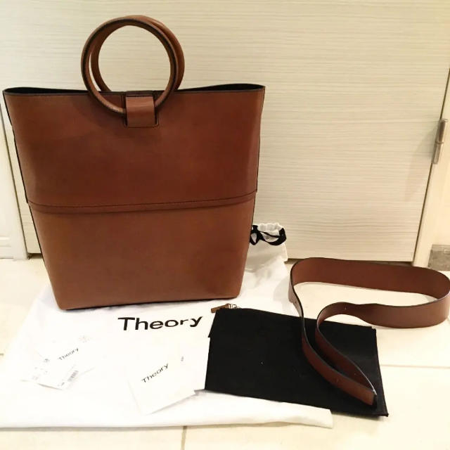 theory(セオリー)のTheory セオリー ❤︎フープトートバック 2way ショルダーバッグ レディースのバッグ(トートバッグ)の商品写真