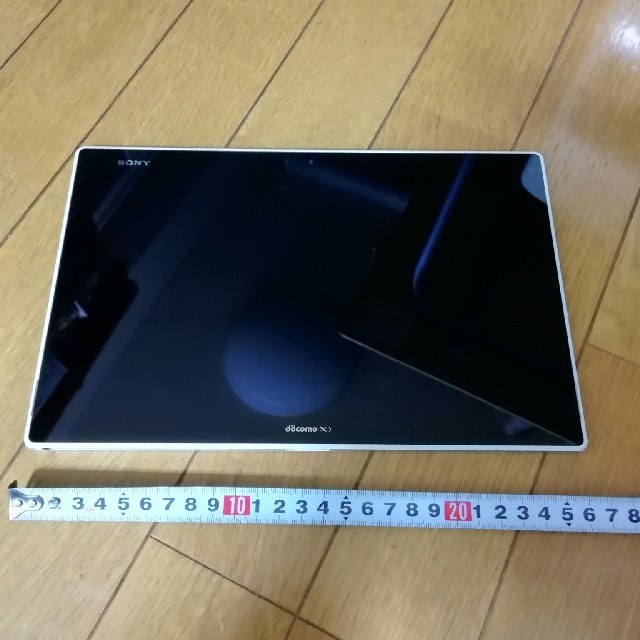 Xperia(エクスペリア)のSONY　docomoXperia　SO-05F　タブレット スマホ/家電/カメラのPC/タブレット(タブレット)の商品写真