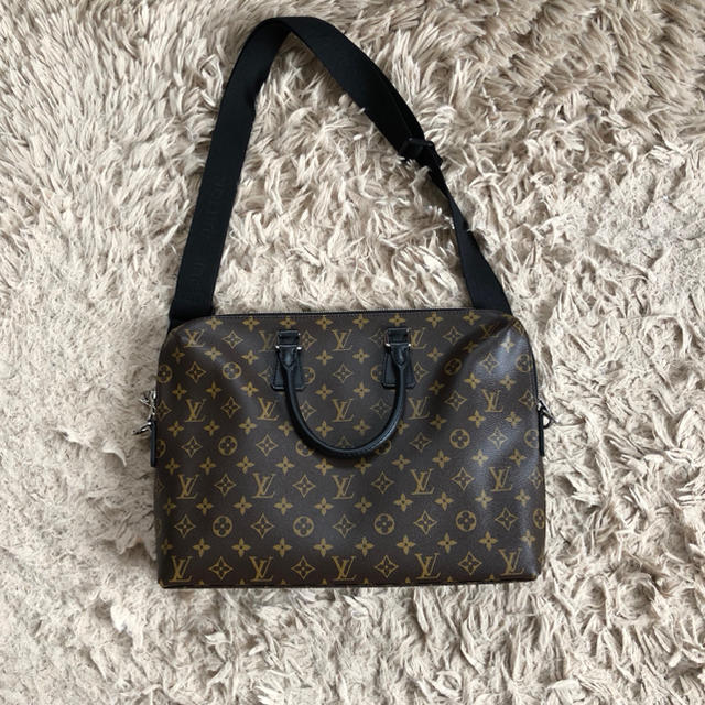 LOUIS VUITTON(ルイヴィトン)のLOUIS VUITTON ♡ ビジネスバッグ マカサー ブリーフケース メンズのバッグ(ビジネスバッグ)の商品写真