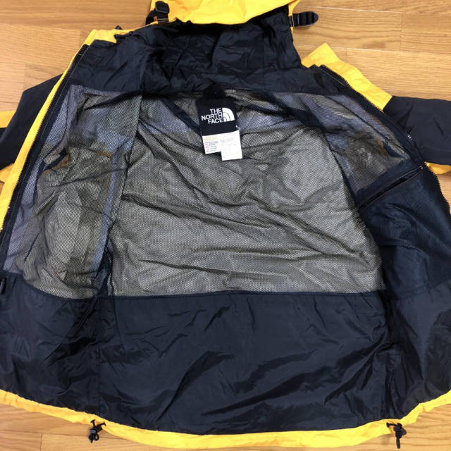 (S) 90s North Face Mountain Light Jacket