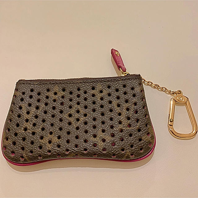 LOUIS VUITTON(ルイヴィトン)の激レア 新品未使用  ルイヴィトンチェーン コインケース LV レディースのファッション小物(コインケース)の商品写真