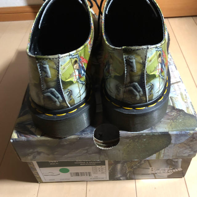 Dr martens ceorge & dragon backhand