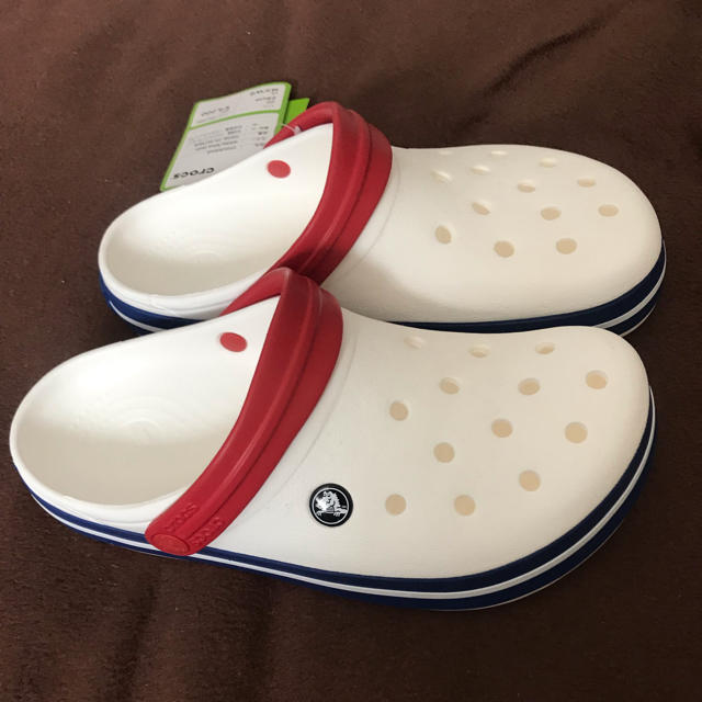 crocs(クロックス)のクロックス 新品 W9 25cm メンズの靴/シューズ(サンダル)の商品写真