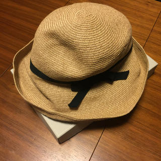 ミナペルホネン(mina perhonen)のマチュアーハ  BOXED HAT 11㎝ ブラックリボン(麦わら帽子/ストローハット)