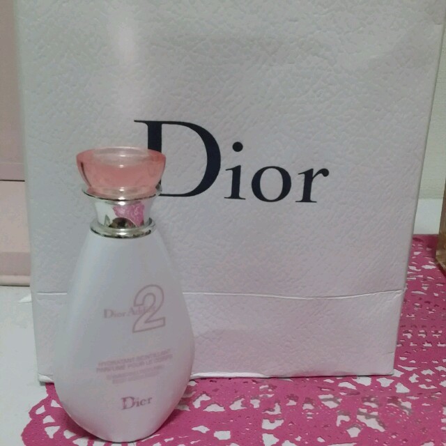Christian Dior(クリスチャンディオール)のDior❤body用乳液❤ コスメ/美容のボディケア(その他)の商品写真