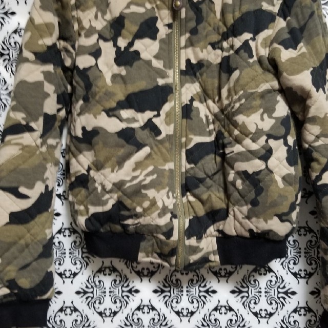 ♥️キルティング♥️　MA-1　 迷彩　ジャンパー メンズのジャケット/アウター(ブルゾン)の商品写真