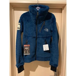 ザノースフェイス(THE NORTH FACE)のノースフェイス アンタークティカ  バーサロフト 新品 L 送料込み(その他)