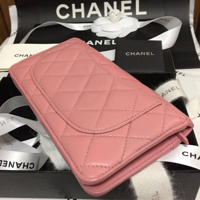 Chanel 可愛い Chanel長財布 マトラッセ シルバーcc 二つ折り ミルキィピンク の通販 By ｏ ｆ ｅ シャネルならラクマ