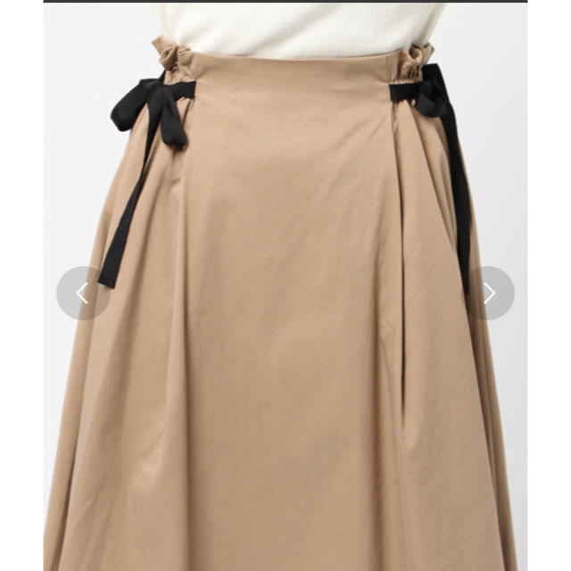 NATURAL BEAUTY BASIC(ナチュラルビューティーベーシック)のサイドリボンスカート レディースのスカート(ひざ丈スカート)の商品写真