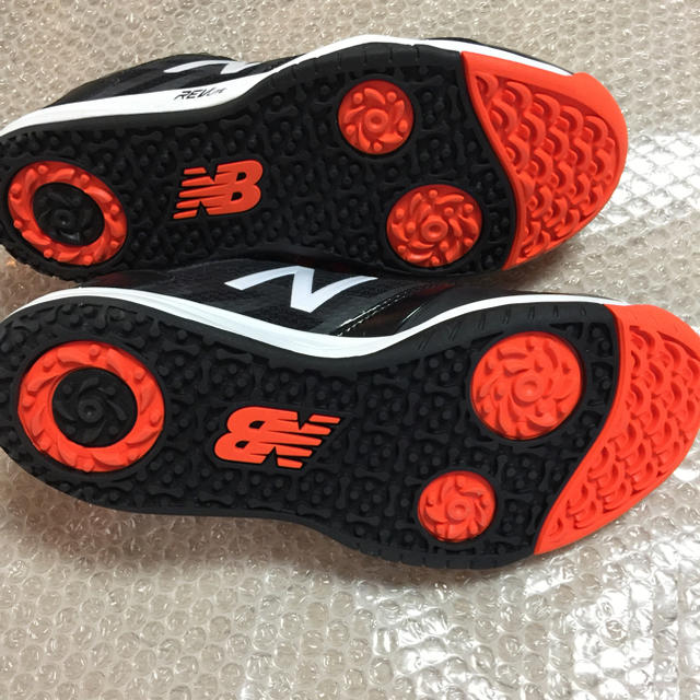 New Balance(ニューバランス)の新品　new balance ニューバランスMC100 オムニクレー27.0cm スポーツ/アウトドアのテニス(シューズ)の商品写真