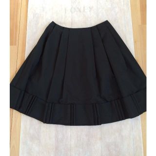 フォクシー(FOXEY)の❤︎美品❤︎ FOXEY NEW YORK リズミカルスカート 黒(ひざ丈スカート)