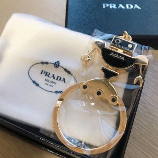 グッチ(Gucci)の【ぷすーん様専用】PRADA 人気のロボット♪キーホルダー(キーホルダー)