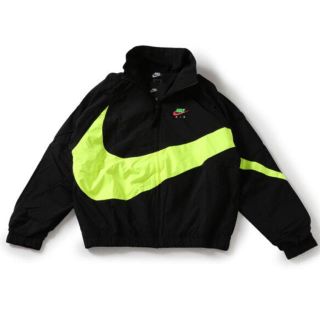 ナイキ(NIKE)のXXL NIKE CITY NEON HBR WOOVEN JACKET(ナイロンジャケット)