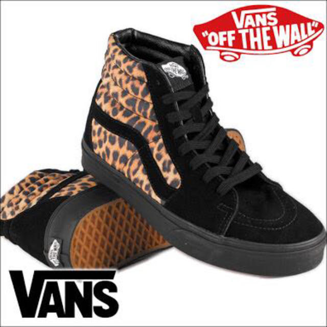 VANS(ヴァンズ)の【美品箱有り】VANSヒョウ柄スニーカー レディースの靴/シューズ(スニーカー)の商品写真