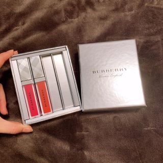 バーバリー(BURBERRY)のBURBERRY リップグロス ❤︎ レア品(リップグロス)